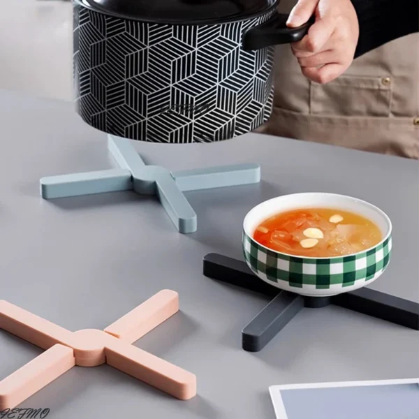 Estera de trípode plegable en forma de X, tapete de mesa de plástico resistente al calor, posavasos antideslizante para platos calientes, accesorios de cocina de alta calidad - Imagen 2
