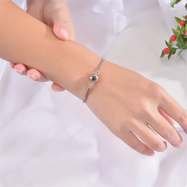 Pulsera con foto personalizada Pulseras de proyección personalizadas con imagen en el interior 100 idiomas Te amo Pulsera de acero inoxidable - Imagen 4