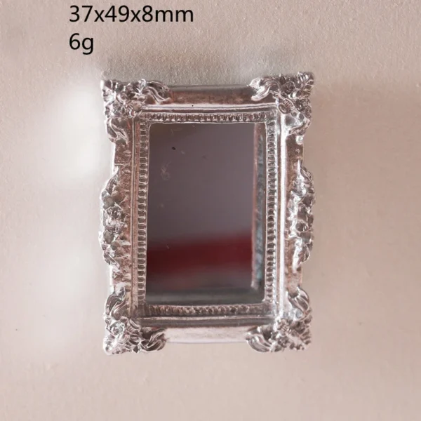 Mini espejo clásico para casa de muñecas, accesorios tallados en oro y plata, muñeca de tela pequeña, modelo de decoración de escena de vida en miniatura, 1 ud./paquete - Imagen 3