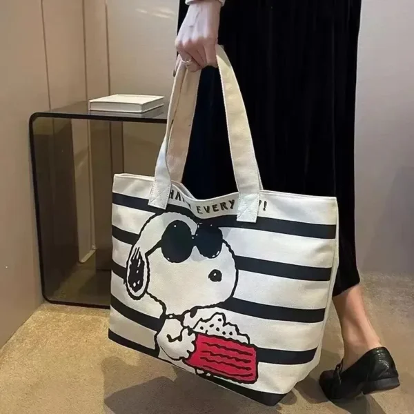 Disney Snoopy Cute Cartoon Large Capacity Canvas Bag for Female Students To Hold Books Tote Mommy Bag - Imagen 5