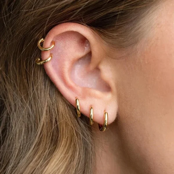 2PCS Tiny Stainless Steel Huggie Small Hoop Earrings For Women Round Circle Punk Unisex Rock Earring Cartilage Piercing Jewelry - Imagen 2