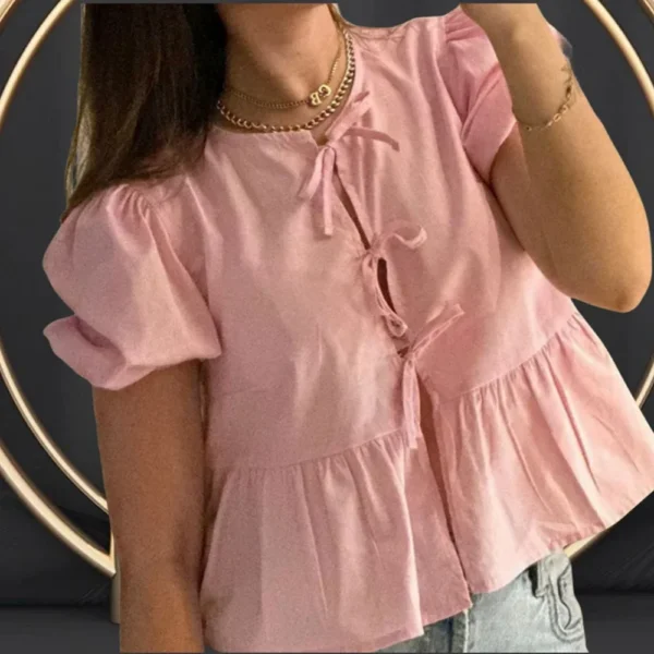 Combhasaki Women's Elegant Kawaii Summer Peplum Blouse Tops Short Puff Sleeve Round Neck Bow Tie-Up Front Babydoll Flare Shirts - Imagen 4