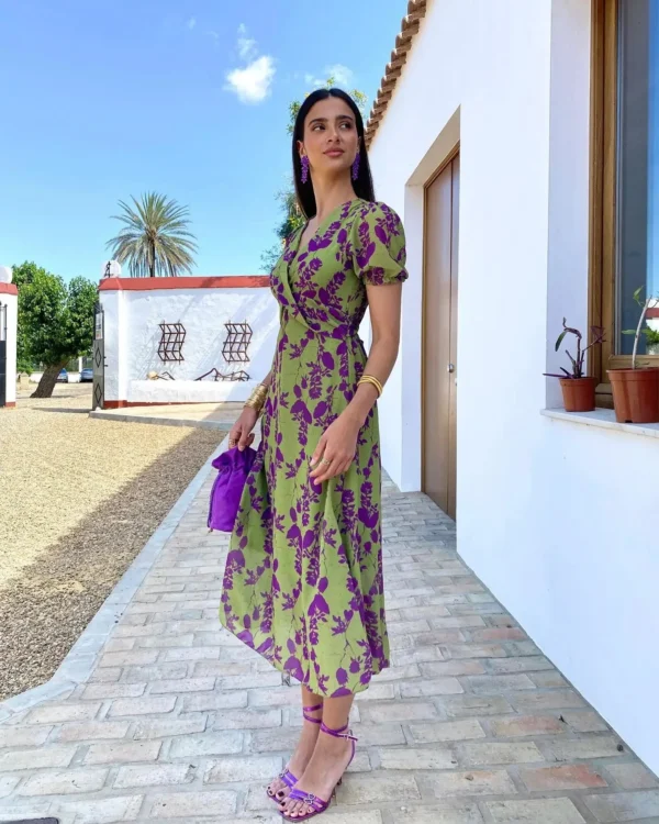 Fashionable Contrast Printed Dress With Elegant Temperament, Slim V-Neck Short-Sleeved Sexy Casual Vacation Style Women'S Dress - Imagen 4